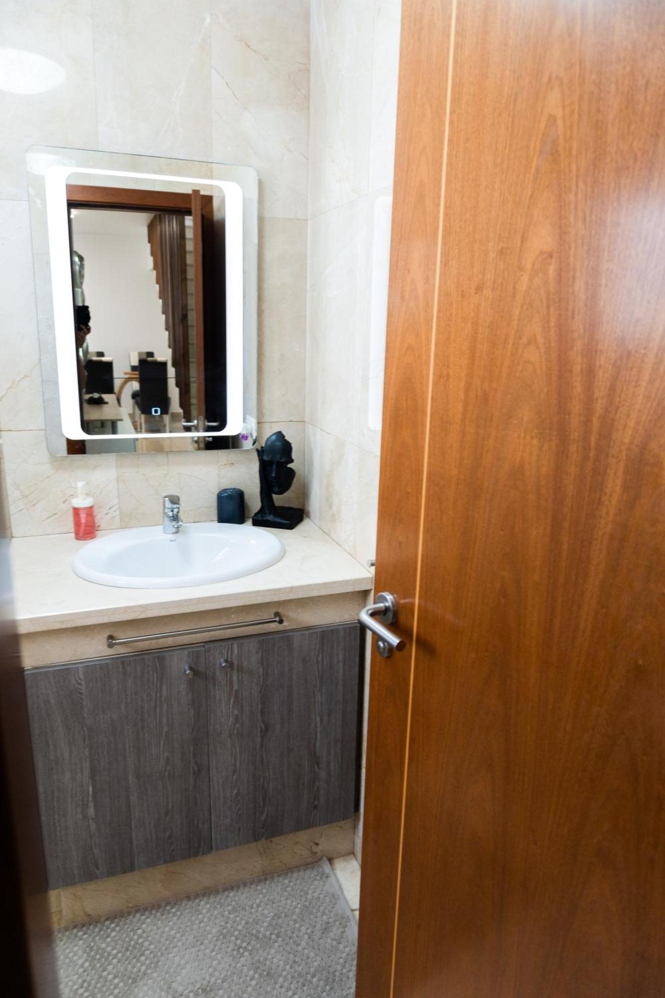 Willa Beautiful And Luxurious With Heated Pool And Free Wi-fi In Playa Blanca. *