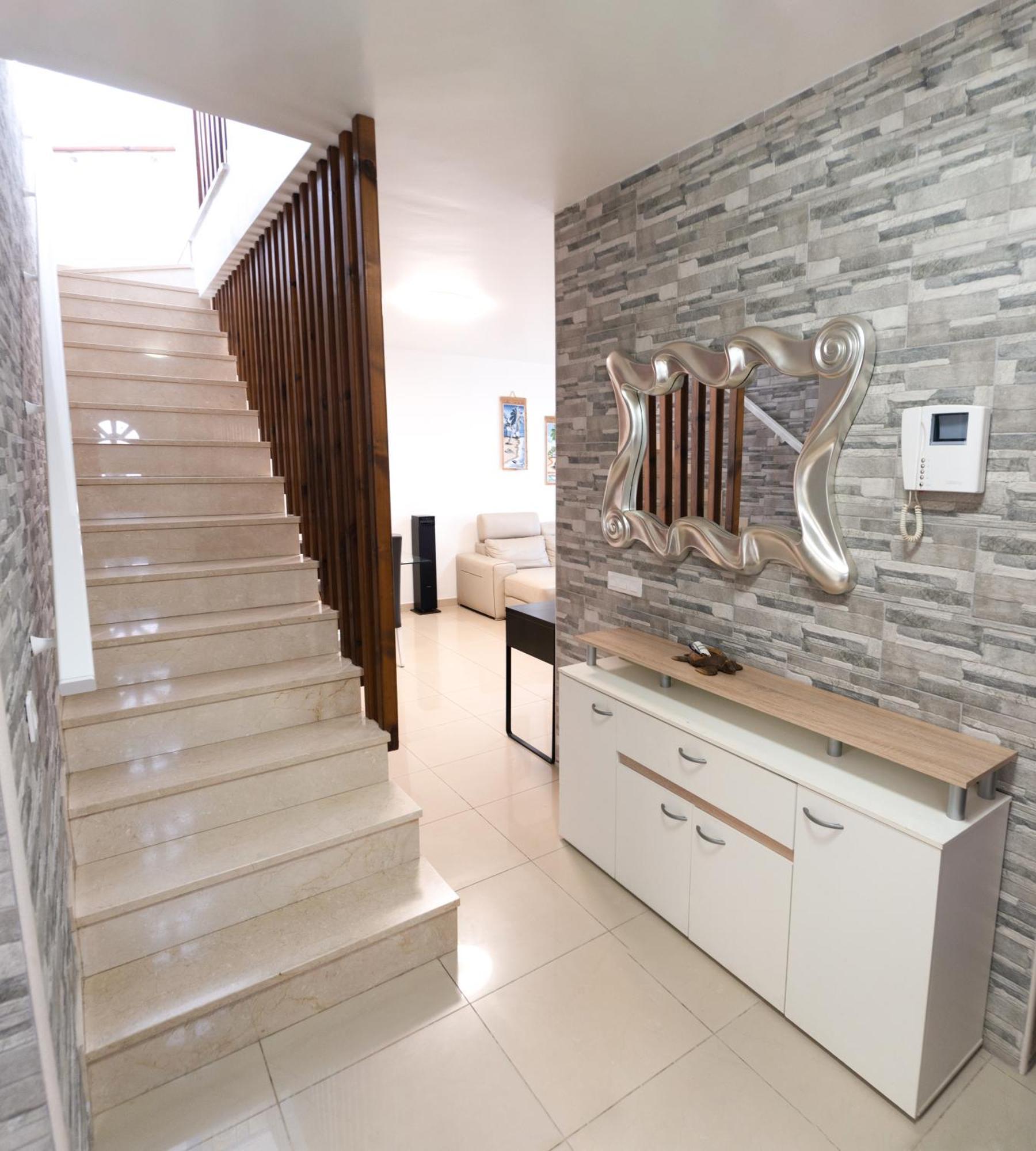 Vil·la Beautiful And Luxurious With Heated Pool And Free Wi-fi In Playa Blanca. *